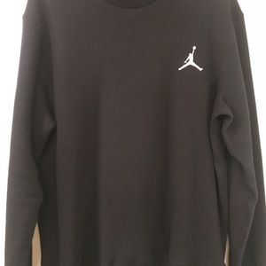 Nice sweater hose with the black Oreo Jordan’s